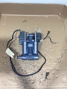 YAMAHA 150 175 200 225 250 HP POWER TRIM TILT UNIT SHOWA