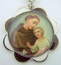 Silver Tone Saint St Anthony Travel Protection Flower Shape Key Ring, 1 1/2 Inch