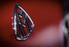 W222 Maybach Logo Emblem Badge selbstklebend S-Klasse A2238172700 orig. Mercedes