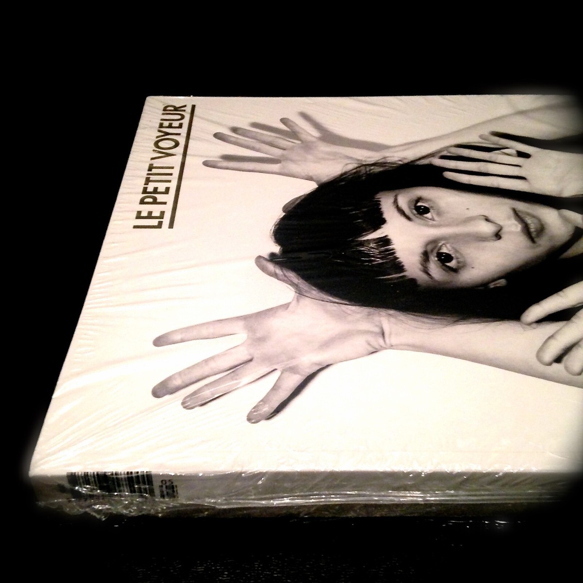 洋書 古本】LE PETIT VOYEUR #5 オンライン で 販売