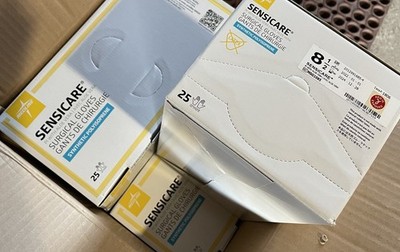 MedLine Sensicare Surgical Gloves with Aloe Vera Case 100 (Pair) Gloves 8 1/2