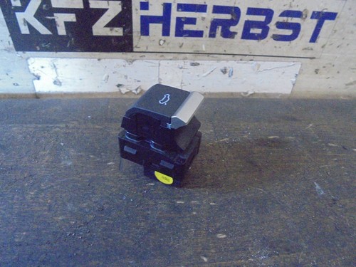 Audi A4 8W B9 Taster �ffner Heckklappe 4M0959831A 1.4TFSi 110kW CVN  CVNA 181215