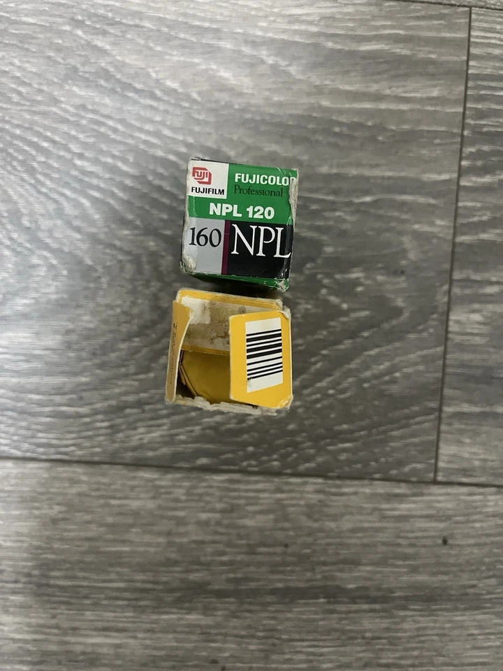 Fujifilm Professional 160 NPL Film + Kodak Vericolor III - Image 3 of 3