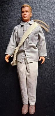 BIG STEP HASBRO 12'' DOLL, PONY TAIL, GREY UNIFORM, BOOTS, COURIER BAG