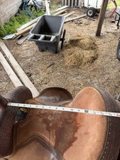 14  Trophy Barrel Saddle