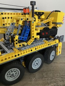 Lego Technic 8421 Mobile Crane Construction 100% Complete Set 2005 no Box Read