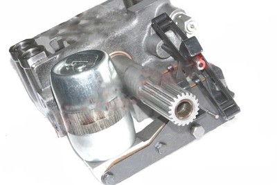 Massey Ferguson 1035 245 - Hydraulic Lift Pump Assembly 21 Spline / 713916M91