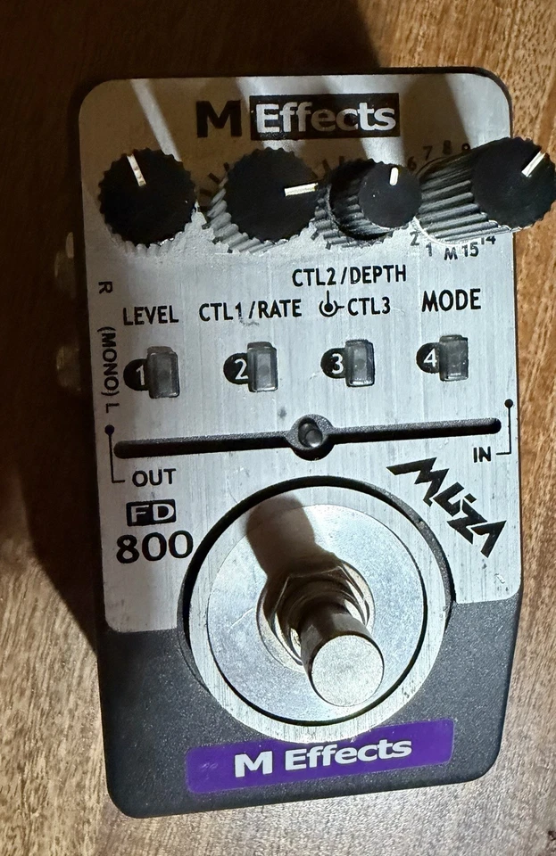 Muza FD 800 Multi Effects Processor Reverb Delay Pedal - Image 2 of 4