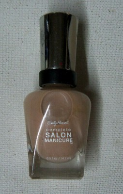 Лак для ногтей Sally Hansen complete Salon manicure, тон Cafe au lait no.220 (074170352467)