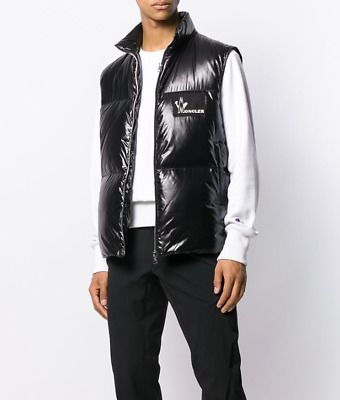 Auth Men's MONCLER Banker Black Down Puffer Logo Vest Gilet Auth Men's MONCLER Banker Black Down Puffer Logo Vest Gilet
