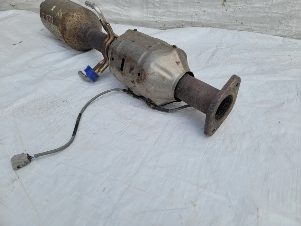 2014-2016 Mazda 3 Rear Exhaust Pipe FWD 2.5L OEM PY31-20-55XA Foto 4 de 4