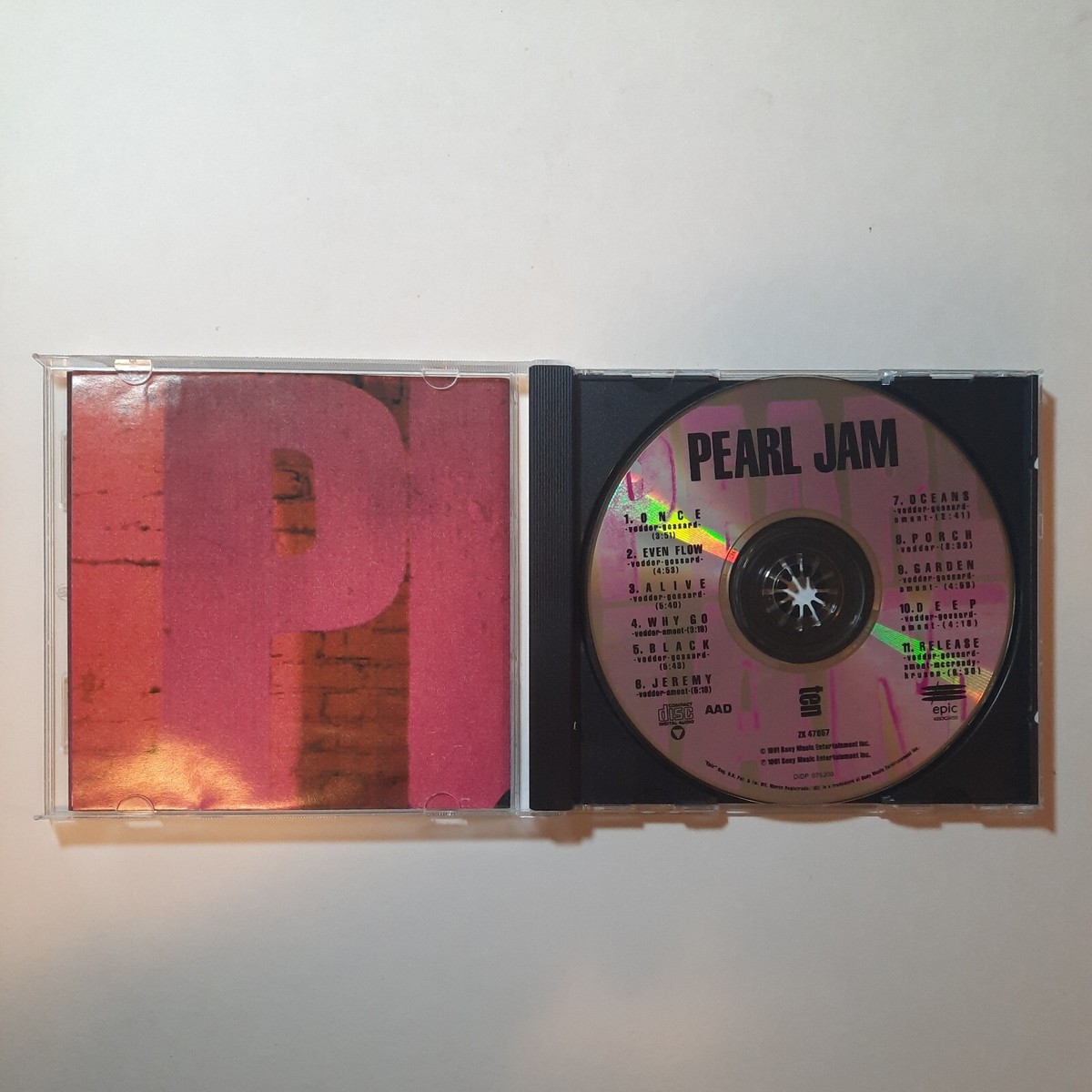 Pearl Jam Ten CD Alternative Rock Seattle Grunge | eBay