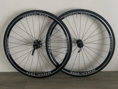 CANE CREEK VOLOS XL WHEELSET 700C 24-28 SPOKE SHIMANO COMPATIBLE 8, 9 , 10 SPEED