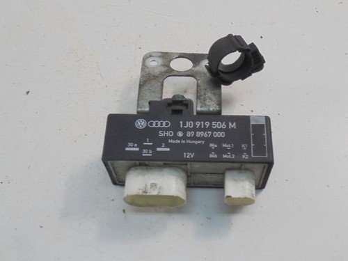 Skoda Fabia Mk1 (6Y) 2006 Steuergerät Ventilator Lüfter 1J0919506M AOJ79184