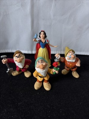 Disney Snow White  & 3 Dwarfs Rubber Mini Toy Figures Or Cake Topper Collectible