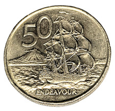 # C7995    NEW ZEALAND     COIN,     50 CENTS   1976