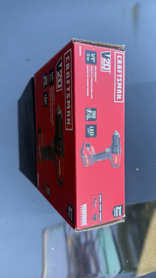 Totalmente Nuevo y Sellado - Kit Taladro/Destornillador Inalámbrico CRAFTSMAN V20 1/2” Foto 3 de 4