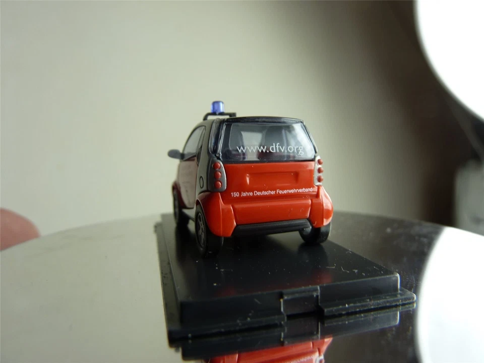 Busch Smart 489032 1/87 City Coupe vigili del fuoco Baviera auto auto HO NUOVO - Immagine 3 di 4