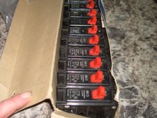 Lot of 10 Bryant br120 20amp 120volt 1 pole circuit breaker used tested