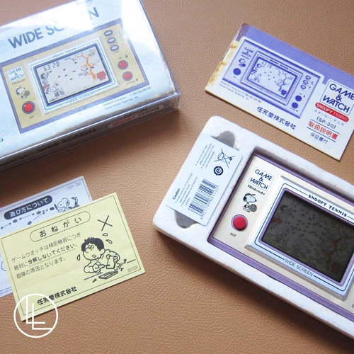NINTENDO Snoopy Tennis Game and Watch (SP-30) in Very Good Condition