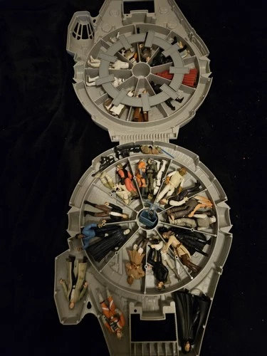 1997 Millenium Falcon Carrying Case With 26 Kenner Figures 1995-1998
