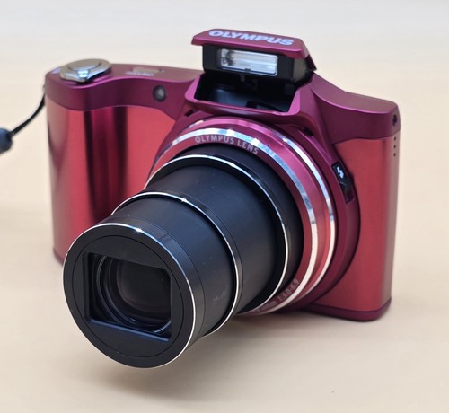 Olympus SZ-14 Digital Camera 14.0MP Red. No Charger. - Picture 4 of 12
