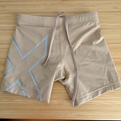 2XU Kids beige compression shorts M youth (girls size 8-10) Drawstring Pocket