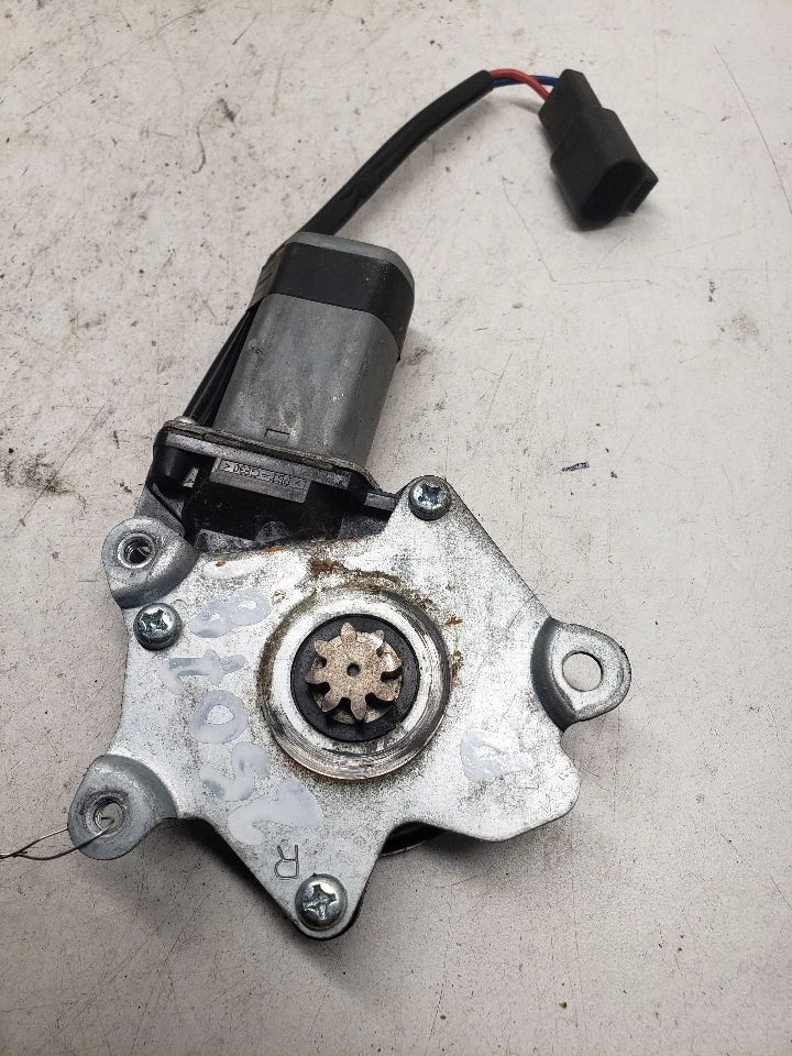 Motor de janela de energia estilo clássico dianteiro compatível com 99-07 Sierra 1500 pickup 1435587 - Imagem 2 de 4