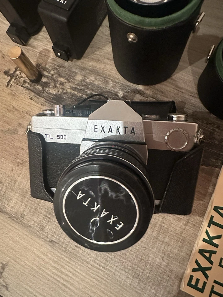 Exakta TL 500 Vintage Kamera - Ungetestet, Gebrauchsspuren, Gurt - Bild 3 von 4