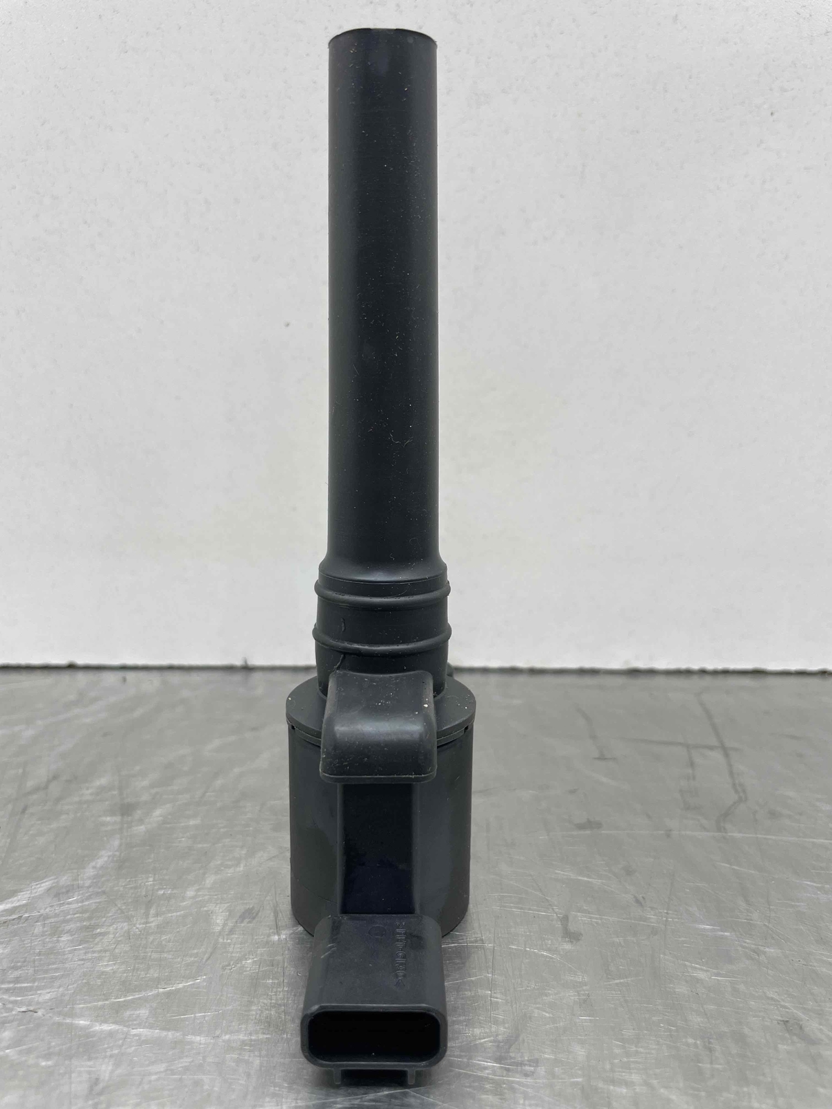 2010 Aston Martin Rapide OEM Engine Ignition Coil 39K 8G43-12A366-AA