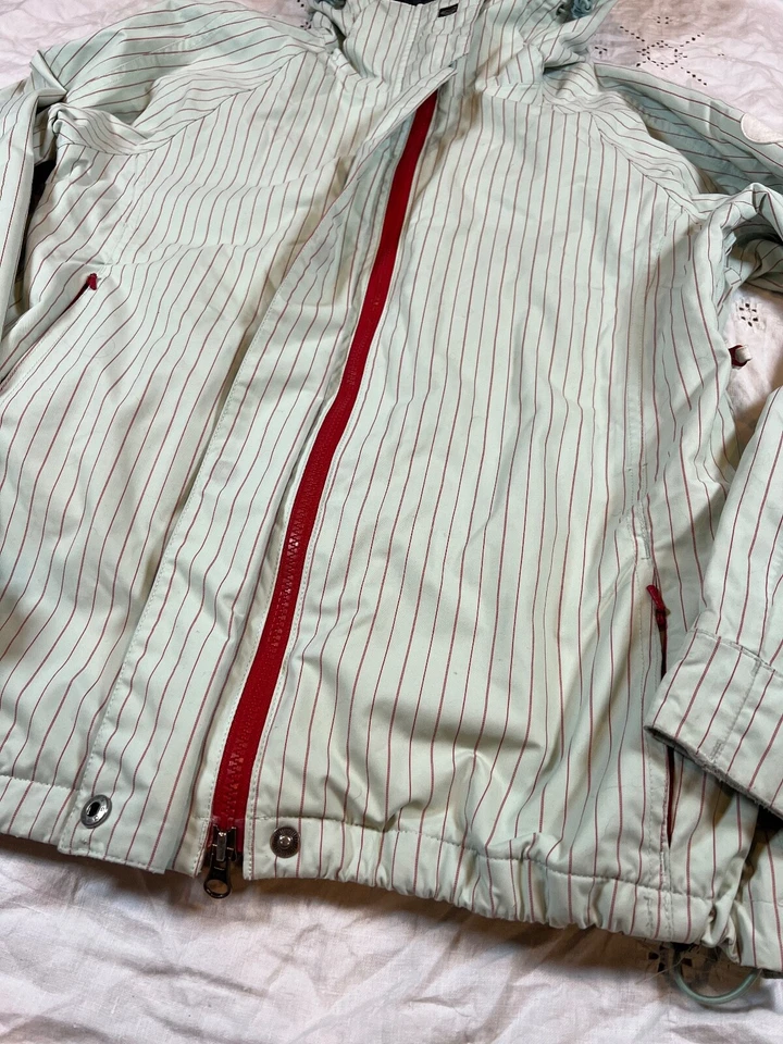 Abrigo Roxy Utilitario Roxy Snow Edición Limitada 10K Talla M Como Nuevo Rojo Rayas Cremallera Completa Para Mujer Foto 3 de 4