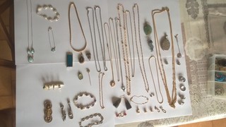LOT BIJOUX ANCIENS FANTAISIE PLAQUE OR ET ARGENT BAGUE PENDENTIF CHAINE AUTRES