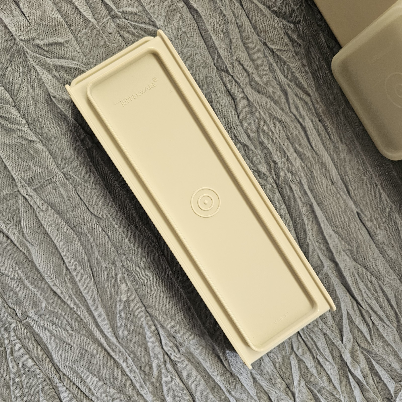 Vintage Tupperware Cheese Block/Cracker Container Lid 1696-6 Beige w/ 1697-3 Lid