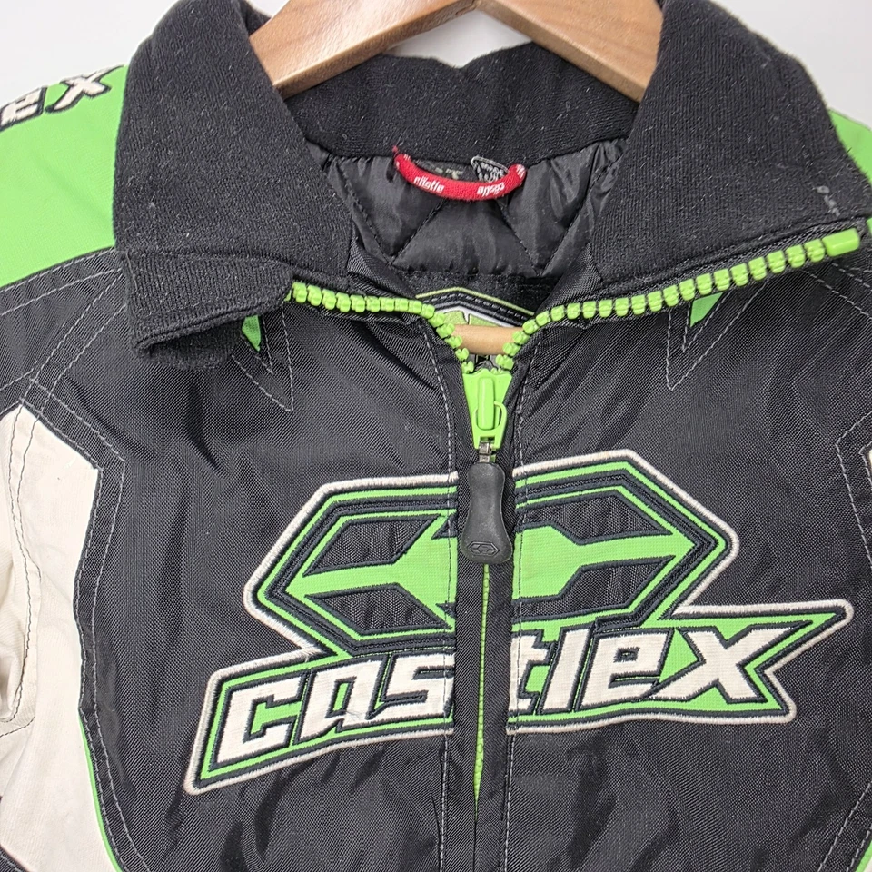 Chaqueta de moto de nieve Castle X Racing YOUTH 3T aislada verde negra blanca Foto 3 de 4