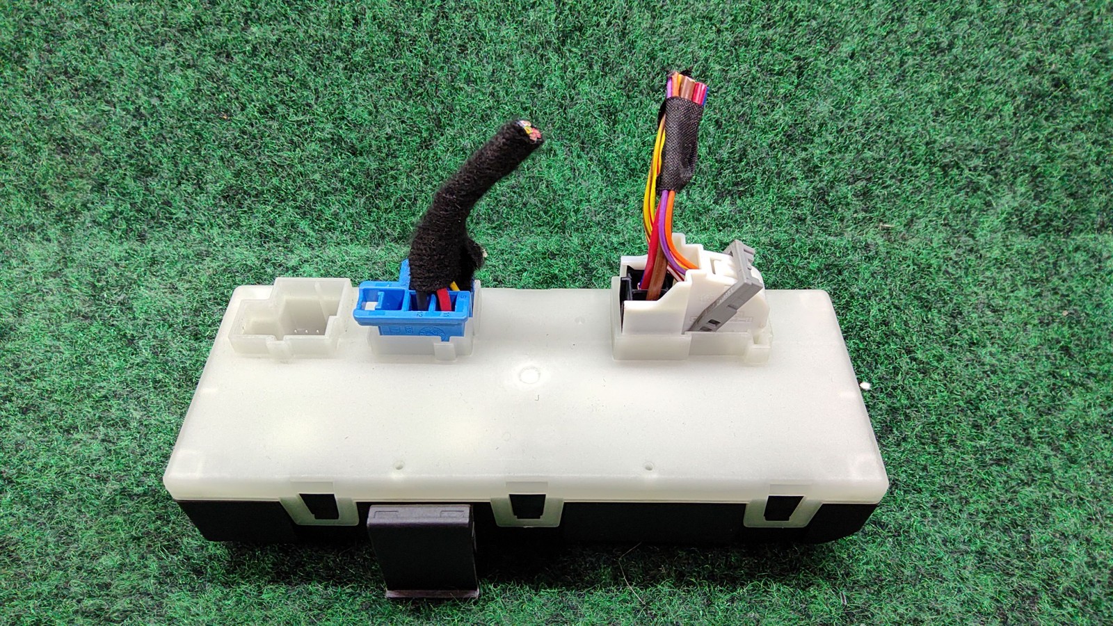 2017-2024 BMW 540i Tailgate Decklid Lift Control module OEM 61355A19DB2