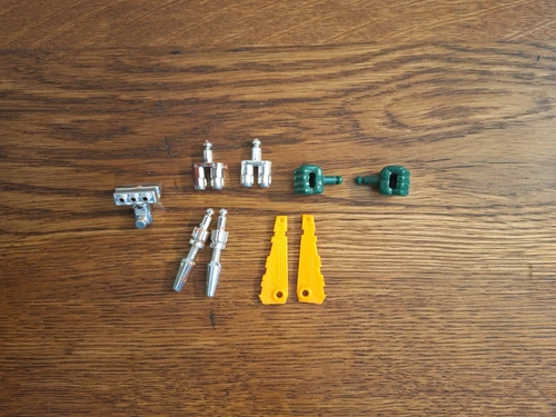 Transformers G1 Hoist Accessories 1985 Radar Panel Sensor Hands Missiles