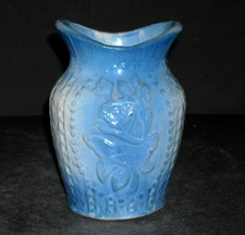 EXC. Short Blue & White BEADED ROSE Embossed Stoneware Toothbrush Holder Ohio