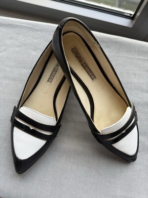 Buffalo London Flats