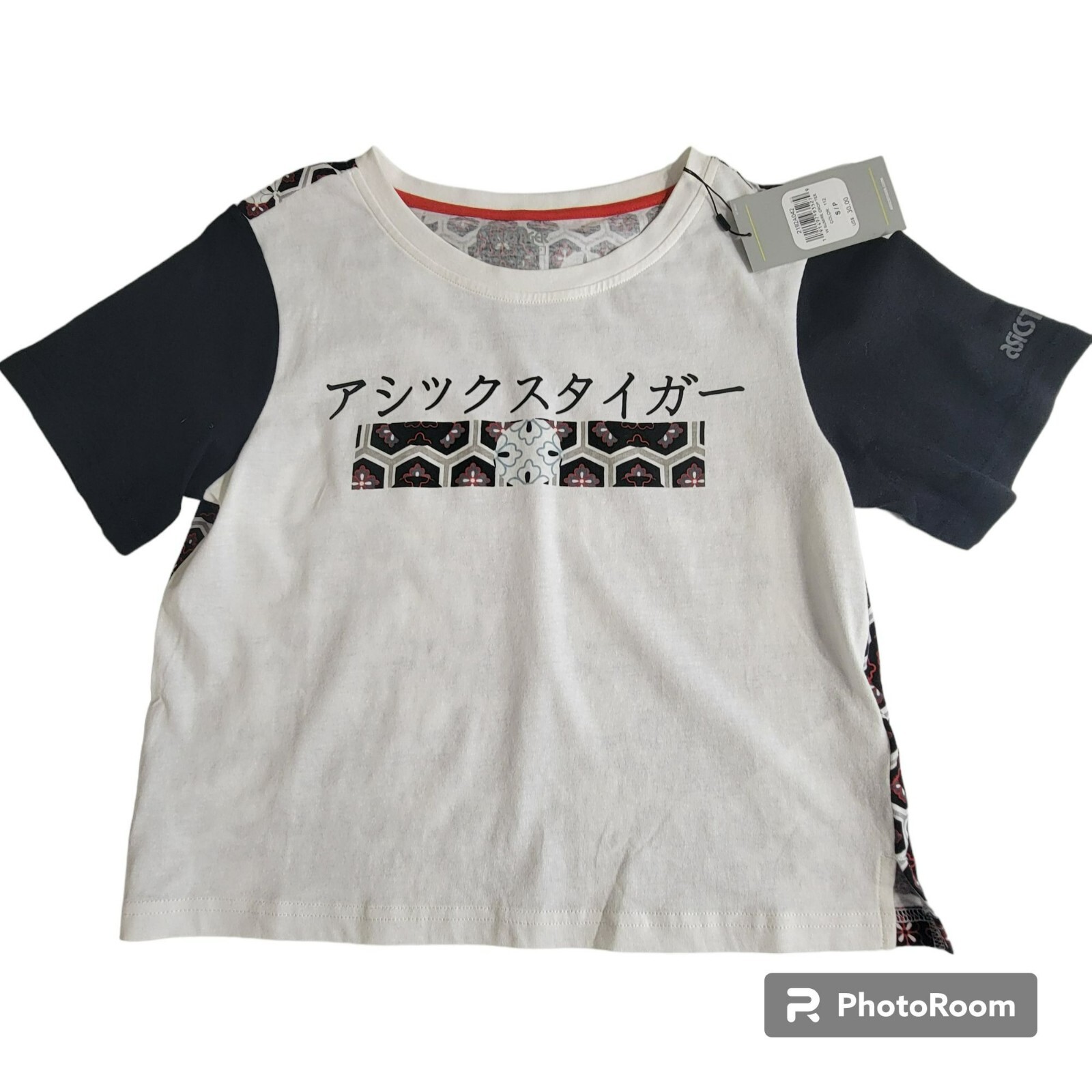 Asics Tiger Top, Women S, Graphic Tee, White/Red/Black, W Sumire Crop,  **NWT** image 4