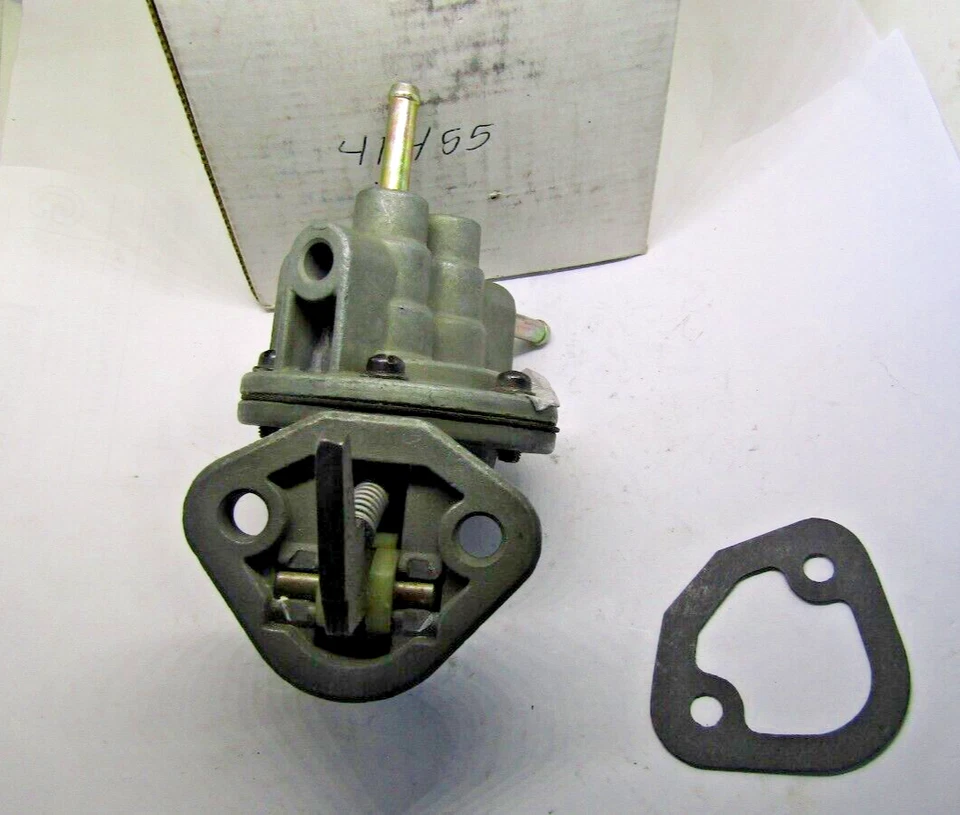 Bomba de combustible mecánica BWD 41455 para Toyota Corolla 68-70 Foto 3 de 4