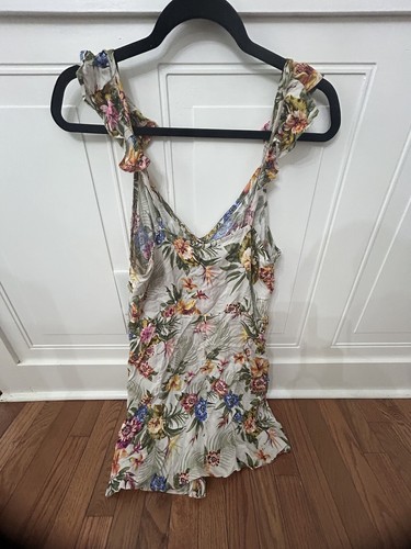 New With Tags Xhilaration Embroidered Floral Tank Top Women's Large