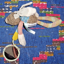 CP/  DOUDOU MOULIN ROTY LAPIN LES JOLIS TROP BEAUX POUET MIROIR LG 20 CM TBE