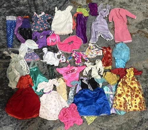 Vtg Disney JAKKS Doll Clothes Clothing Accessories Lot Of Outfits Dresses NICE!