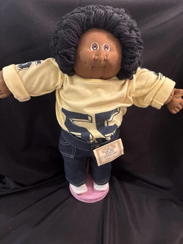 1984 Soft Sculpture Cabbage Patch Doll Signed Xavier Roberts & Birth Certificate