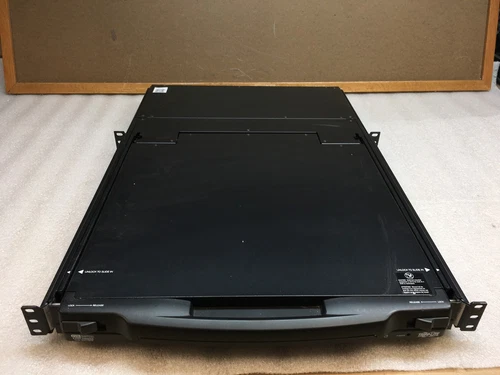 Tripp-lite 1U 8 Port KVM Server Console B020-U08-19-K 19" Rack Mount Screen