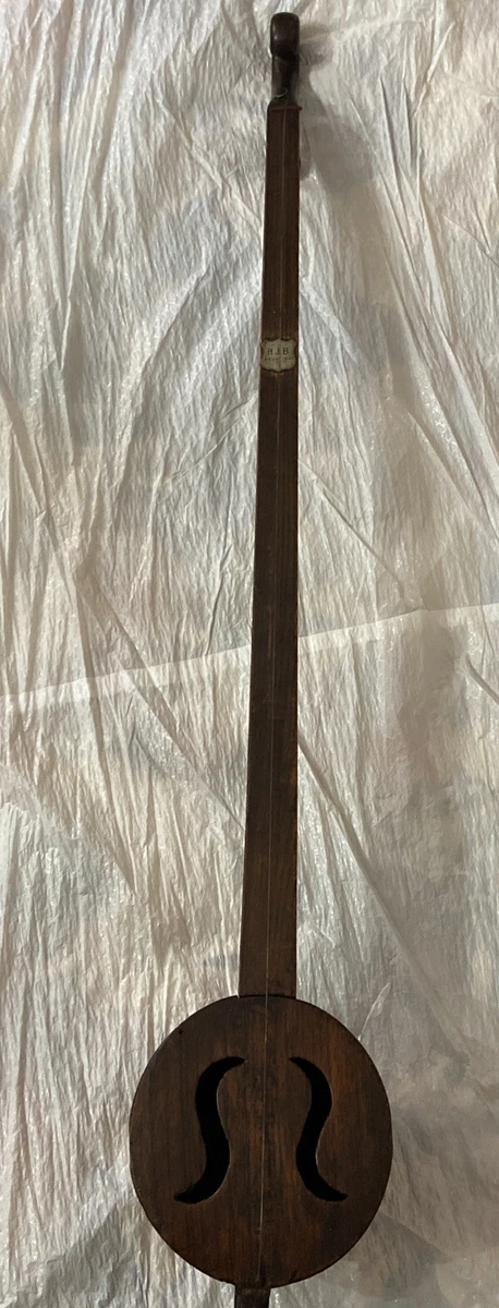 One clearance string banjo