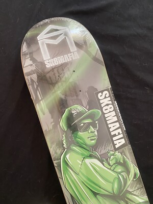 ミュージシャン LIMITED EDITION 'WORLD GONE MAD' SK8Deck hqdefault.jpg