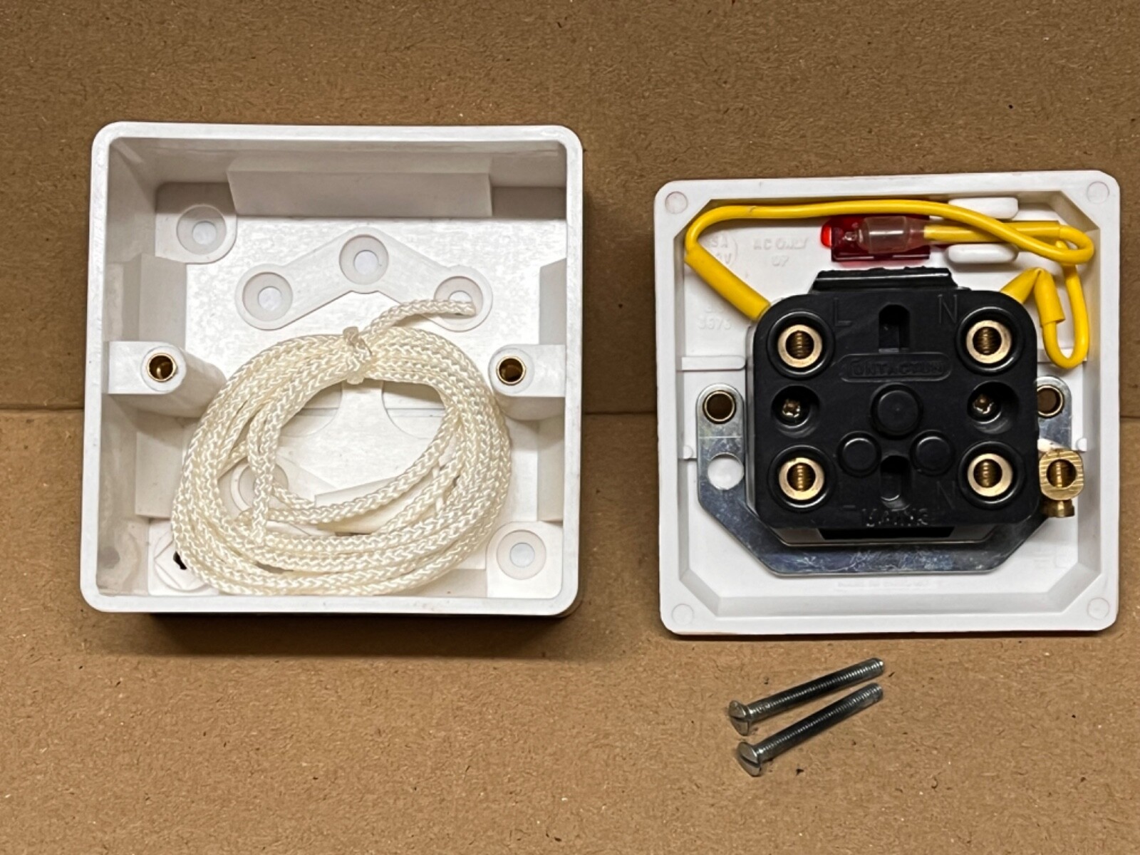 NOS COMPACTUM 35 AMP SHOWER PULL SWITCH RED NEON LIGHT WITH PULL CORD