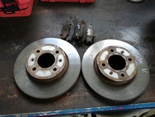 Hyundai Getz TB bj.03 Bremsscheiben vorne +  Beläge Bremsbeläge 1.3i 82 PS