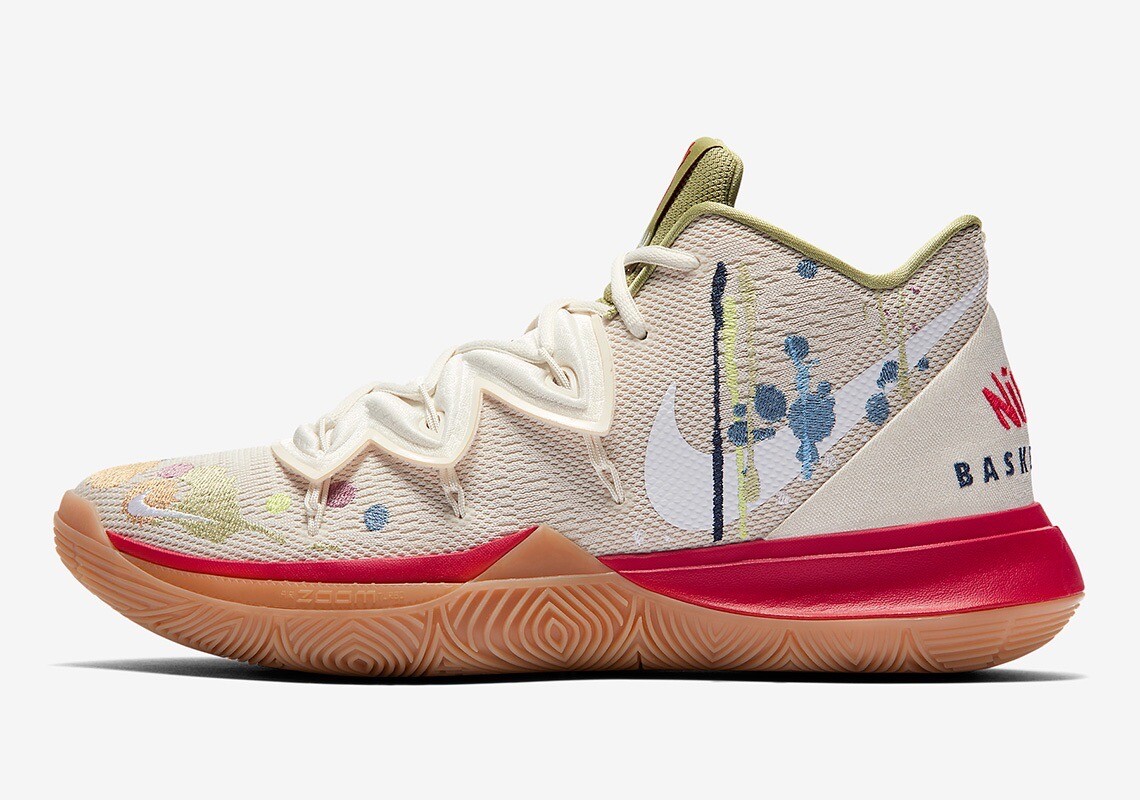 Nike Kyrie 5 Bandulu Embroidered Splatters Sz 13.5c CQ9341 Nike Kyrie 5 Bandulu Embroidered Splatters Sz 13.5c CQ9341